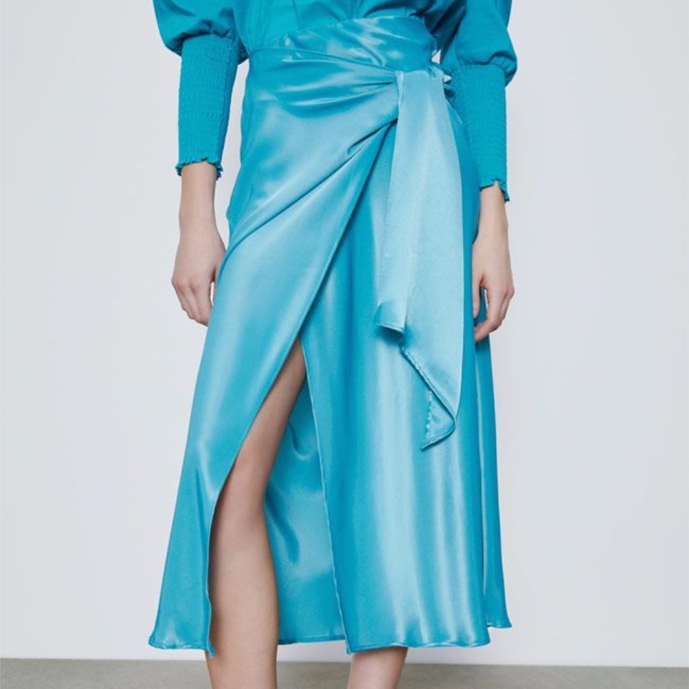 Zara Satin Knot Skirt – Size XS – Blue